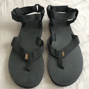 Black Teva sandals